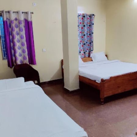 מלון Aiims Nagar Rest House בובנשוואר מראה חיצוני תמונה