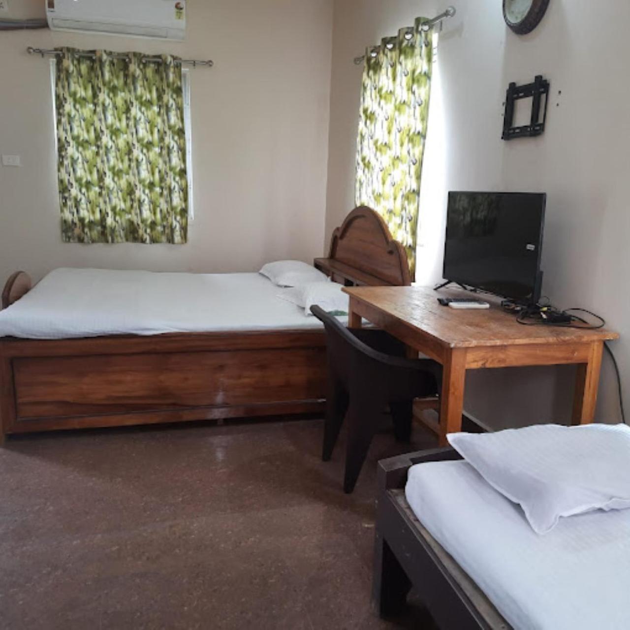 מלון Aiims Nagar Rest House בובנשוואר מראה חיצוני תמונה